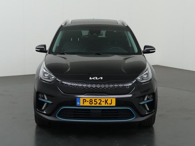 KIA e-Niro DynamicPlusLine 64 kWh | Panoramadak | Stoel/Stuurwielverwarming | Adaptieve Cruise Control | Keyless Go | LED Koplampen |