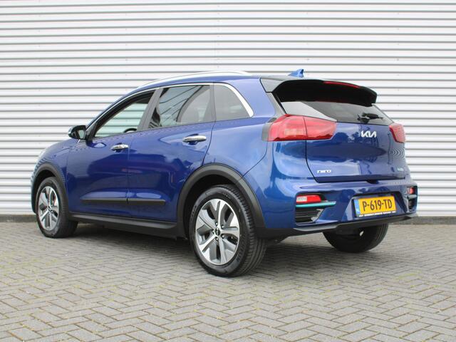 KIA e-Niro DynamicPlusLine 64 kWh | Schuif-/kanteldak | Stuur-/stoelverwarming | Camera | Cruise adapt. | Clima | 17"LM | LED |