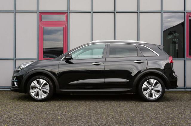 KIA e-Niro ExecutiveLine 64 kWh SOH 100% Leer