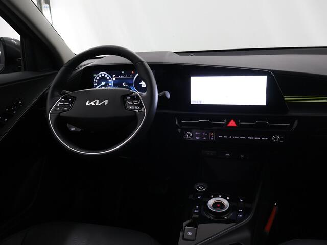KIA e-Niro EV Edition Advanced 64.8 kWh | Navigatie| Parkeercamera | Stoelverwarming | Keyless Go |