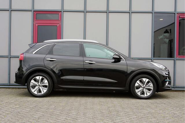 KIA e-Niro ExecutiveLine 64 kWh SOH 100% Leer
