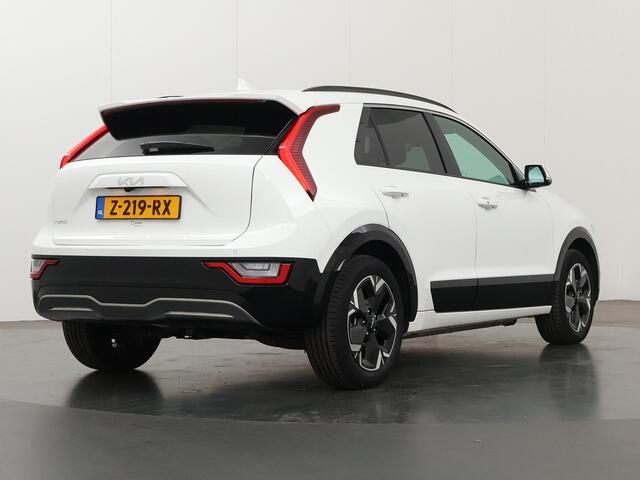 KIA e-Niro EV Edition Advanced 64.8 kWh | Lederen Bekleding | Stoel/Stuurwielverwarming | Elektrisch Verstelbare Bestuurdersstoel | Keyless Go |