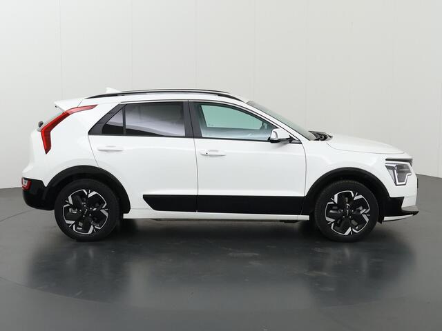 KIA e-Niro EV Edition Advanced 64.8 kWh | Lederen Bekleding | Stoel/Stuurwielverwarming | Elektrisch Verstelbare Bestuurdersstoel | Keyless Go |