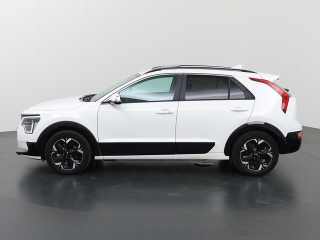 KIA e-Niro EV DynamicPlusLine 64.8 kWh | Panoramadak | Stoel/Stuurwielverwarming | Head-Up Display | Elektrische achterklep | Dodehoek detectie |