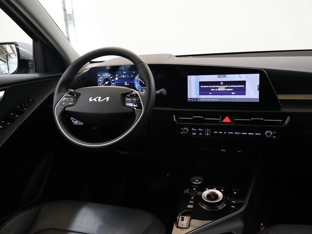 KIA e-Niro EV DynamicPlusLine 64.8 kWh | Panoramadak | Stoel/Stuurwielverwarming | Head-Up Display | Elektrische achterklep | Dodehoek detectie |
