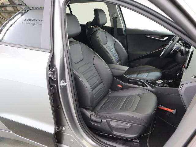 KIA e-Niro EV DynamicPlusLine 64.8 kWh | Panoramadak | Stoel/Stuurwielverwarming | Head-Up Display | Elektrische achterklep | Dodehoek detectie |