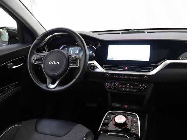 KIA e-Niro DynamicPlusLine 64 kWh | SOH 96% | Panoramadak | Stoel/Stuurwielverwarming | Adaptieve Cruise Control | Keyless Go | LED Koplampen |