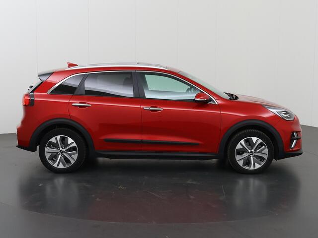 KIA e-Niro DynamicPlusLine 64 kWh | Trekhaak | Navigatie | Parkeercamera | Stoelverwarming | Keyless Go |