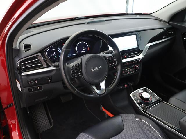 KIA e-Niro DynamicPlusLine 64 kWh | Trekhaak | Navigatie | Parkeercamera | Stoelverwarming | Keyless Go |
