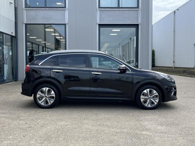 KIA e-Niro ExecutiveLine 64 kWh | NL Auto/2e Eig./Leder/Navi/Adapt.Cruise/Clima/Stoelverw.+Koeling/Stuurverw./Camera