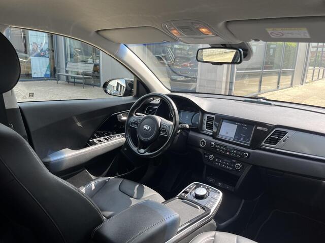 KIA e-Niro ExecutiveLine 64 kWh | NL Auto/2e Eig./Leder/Navi/Adapt.Cruise/Clima/Stoelverw.+Koeling/Stuurverw./Camera
