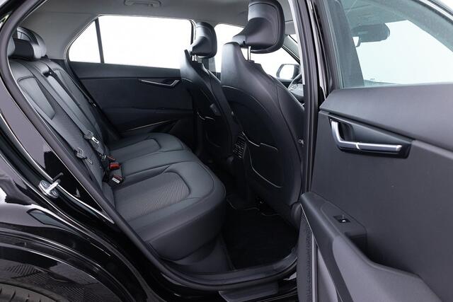 KIA e-Niro DynamicLine 64.8 kWh | Half LEDER | NAVI | ECC | Trekhaak
