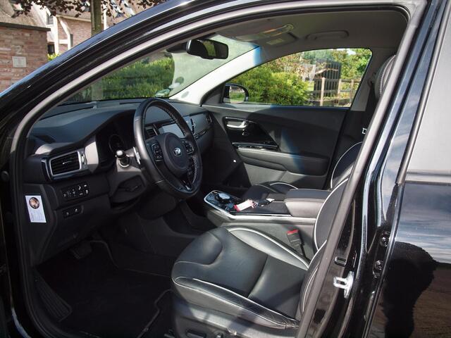 KIA e-Niro ExecutiveLine 64 kWh | Camera | Apple Carplay | Cruise Control | JBL | Leer |