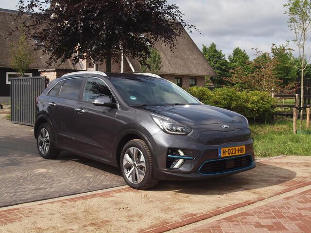 KIA e-Niro ExecutiveLine 64 kWh | Camera | Apple Carplay | Cruise Control | JBL | Leer |