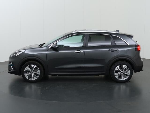 KIA e-Niro DynamicPlusLine 64 kWh | Panoramadak | Stoel/Stuurwielverwarming | Adaptieve Cruise Control | Keyless Go | LED Koplampen |