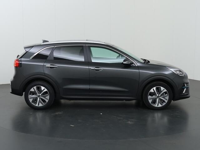 KIA e-Niro DynamicPlusLine 64 kWh | Panoramadak | Stoel/Stuurwielverwarming | Adaptieve Cruise Control | Keyless Go | LED Koplampen |