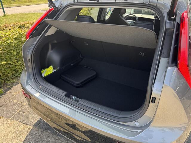 KIA e-Niro EV ExecutiveLine 64.8 kWh | Super Complete Uitvoering | Stoel Ventilatie/Verwarming | Elektrische Stoelen met Memory | Enz...