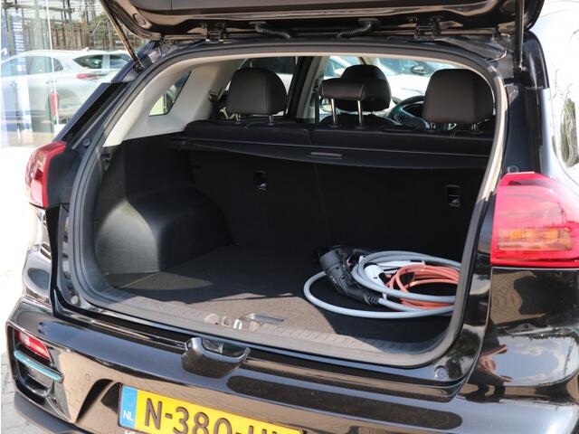 KIA e-Niro DynamicPlusLine 64 kWh I 3-Fase I Half-leder I Navi