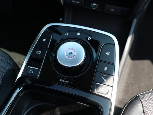 KIA e-Niro DynamicPlusLine 64 kWh I 3-Fase I Half-leder I Navi