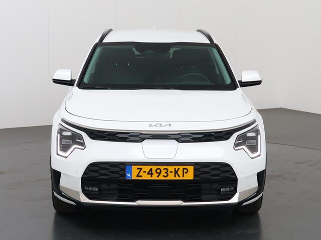KIA e-Niro EV Edition Advanced 64.8 kWh | Navigatiesysteem | Stoelverwarming | Parkeercamera | DAB Ontvanger