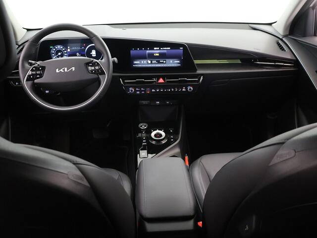 KIA e-Niro EV Edition Advanced 64.8 kWh | Navigatiesysteem | Stoelverwarming | Parkeercamera | DAB Ontvanger