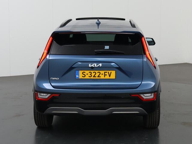 KIA e-Niro EV ExecutiveLine 64.8 kWh | Navigatie | Parkeercamera | Stoelverwarming/verkoeling | Keyless Go |