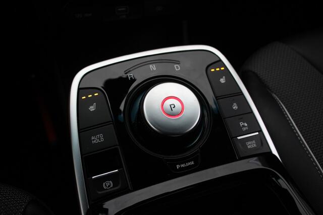 KIA e-Niro Fase 3 DynamicLine 64 KWH - Carplay, Camera, Stoelverw.