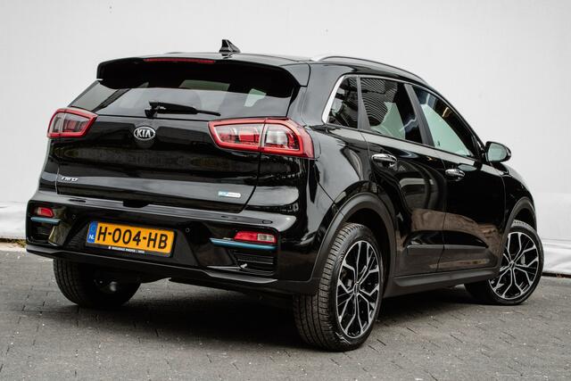 KIA e-Niro ExecutiveLine 64 kWh Leer/ Stuur-stoelverwarming/ Blindspot/ Camera/ Carplay/ Navigatie/ Full led/ JBL sound