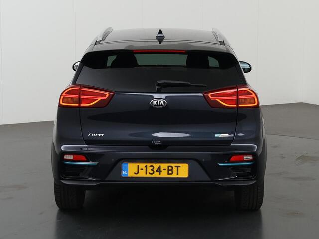 KIA e-Niro ExecutiveLine 64 kWh | Lederen Bekleding | JBL Audio | Dodehoekdetectie | Stoel/Stuurwielverwarming | Stoelventilatie | Elektrisch bedienbare bestuurdersstoel met geheugenfunctie