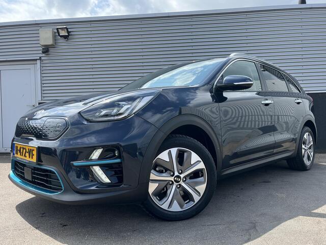 KIA e-Niro ExecutiveLine 64 kWh Navigatie, Dodehoekdetectie, Stoelkoeling, Stoelverwarming, Parkeersensoren voor + achter, Nieuw geleverd en dealeronderhouden, BTW-auto