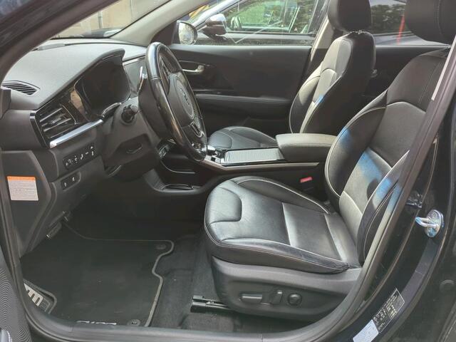 KIA e-Niro EXECUTIVELINE 64KWH 3FASE LADEN/ACARPLAY/LEER/LED/NAV/FABRIEKSGARANTIE