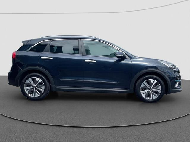 KIA e-Niro ExecutiveLine 64 kWh Leder | Pano/Schuif | Winterpakket