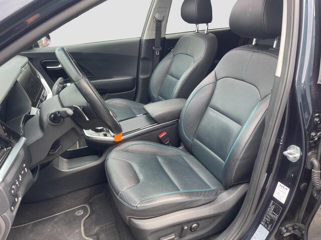 KIA e-Niro ExecutiveLine 64 kWh Leder | Pano/Schuif | Winterpakket