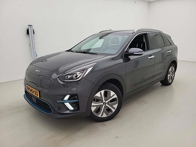 KIA e-Niro EXECUTIVELINE 64KWH 3 FASE LADEN/LEER/ACARPLAY/LED/FABRIEKSGARANTIE