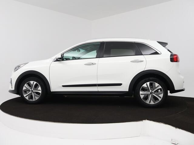 KIA e-Niro DynamicPlusLine 64 kWh | Schuif/Kanteldak | Adaptive Cruise Control | Lane Assist | Nederlandse Auto | NAP |