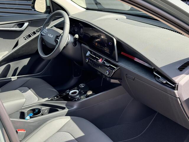 KIA e-Niro EV Light Advanced 64.8 kWh Snel Leverbaar Uit Voorraad | Stoel verwarming | Keyless | Camera | Apple Carplay/Android Auto |