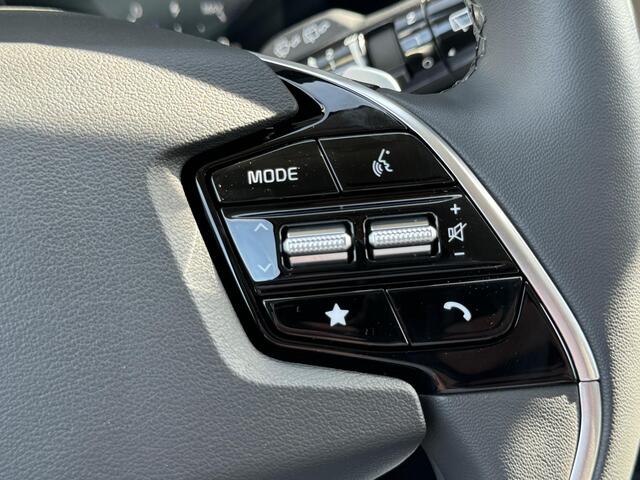 KIA e-Niro EV Light Advanced 64.8 kWh Snel Leverbaar Uit Voorraad | Stoel verwarming | Keyless | Camera | Apple Carplay/Android Auto |