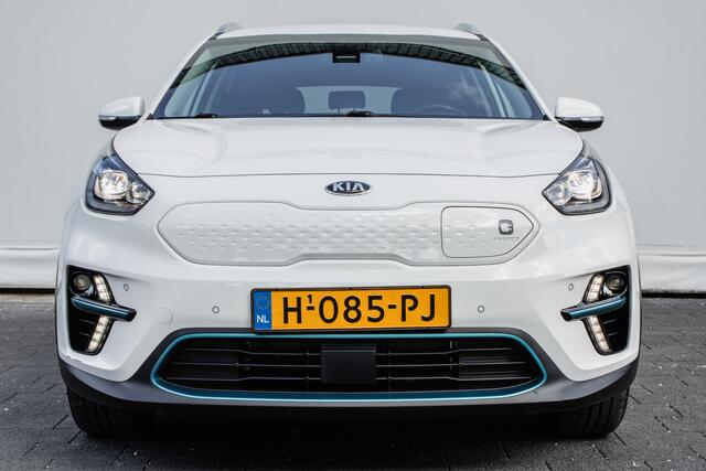 KIA e-Niro ExecutiveLine 64 kWh Lederen int./ Stoelverwarming+ventilatie/ Camera/ JBL audio/ Blindspot