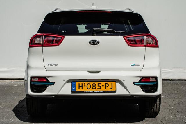 KIA e-Niro ExecutiveLine 64 kWh Lederen int./ Stoelverwarming+ventilatie/ Camera/ JBL audio/ Blindspot