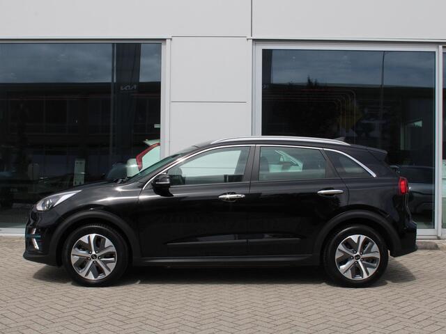KIA e-Niro DynamicLine 64 kWh NL auto | Kia dealer onderhouden | Navigatie | Achteruitrijcamera |