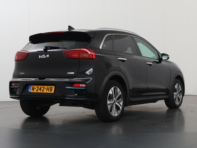 KIA e-Niro Edition 64 kWh | Stoel/Stuurwielverwarming | Navigatie | Parkeercamera | Climate control |
