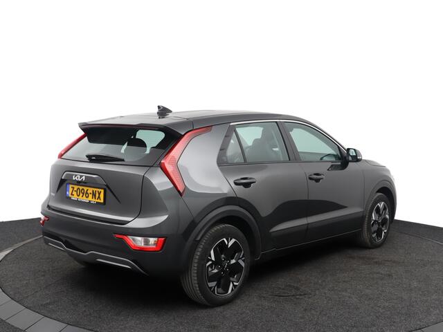 KIA e-Niro EV Light Edition 64.8 kWh - SOH 99% - Navigatie - Climate Control - Apple Carplay/Android Auto - Fabrieksgarantie tot 05-2031