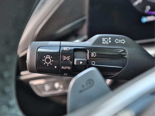 KIA e-Niro EV ExecutiveLine 64.8 kWh | Stoelventilatie/Verwarming | Adaptive Cruise | Schuif-Kanteldak | Camera | Navigatie | Tot 10jr. kia Garantie |