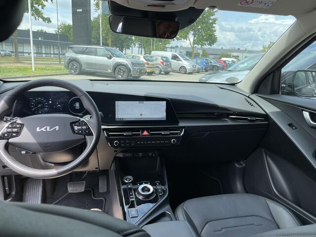 KIA e-Niro EV Edition Advanced 64.8 kWh Leder // Elec. verst Stoel // PDC // Camera info Roel 0492-588951