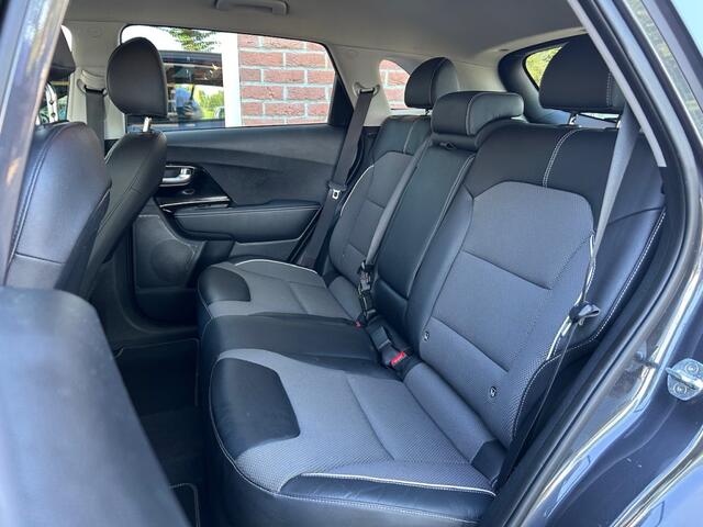 KIA e-Niro DynamicLine 64 kWh 3 FASE / CAMERA / CARPLAY / ANDROID / DAB+ /