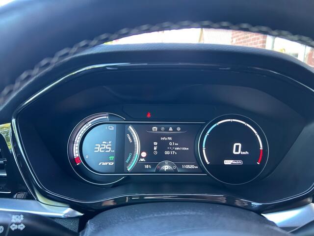 KIA e-Niro DynamicLine 64 kWh 3 FASE / CAMERA / CARPLAY / ANDROID / DAB+ /