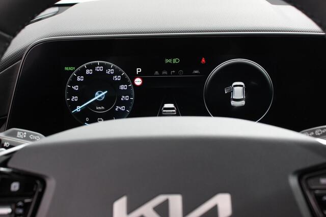 KIA e-Niro EV DynamicPlusLine 64.8 kWh Navigatie Half Leder Schuif-kantel dak Elektrisch bedienbare achterklep Camera