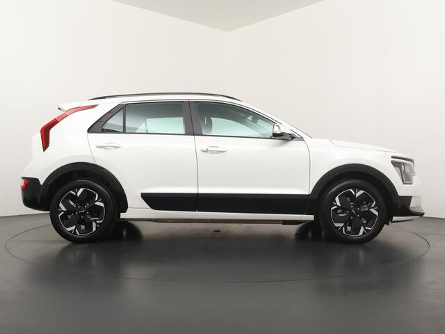 KIA e-Niro EV DynamicLine 64.8 kWh - Adaptief Cruise Control - Navigatie - Climate Control - Apple/Android Carplay - Fabrieksgarantie Tot 2031