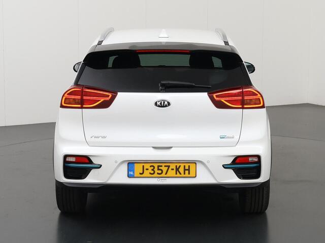 KIA e-Niro ExecutiveLine 64 kWh | Lederen Bekleding | JBL Audio | Dodehoekdetectie | Stoel/Stuurwielverwarming | Stoelventilatie | Elektrisch bedienbare bestuurdersstoel met geheugenfunctie