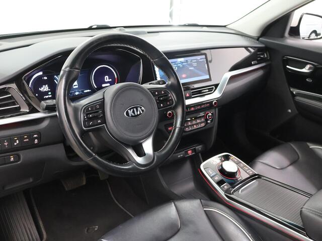 KIA e-Niro ExecutiveLine 64 kWh | Lederen Bekleding | JBL Audio | Dodehoekdetectie | Stoel/Stuurwielverwarming | Stoelventilatie | Elektrisch bedienbare bestuurdersstoel met geheugenfunctie